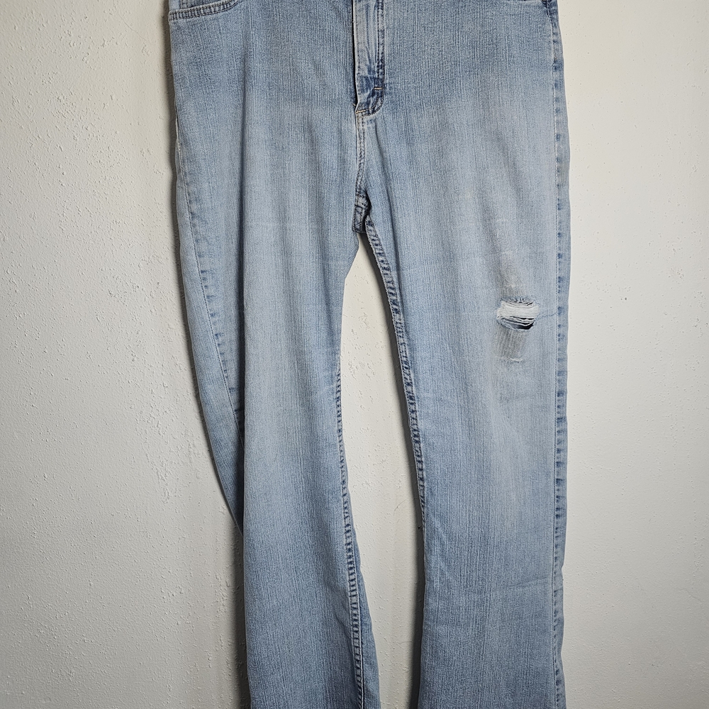 Wrangler Women's Light Blue‎ Boot Cut Jeans